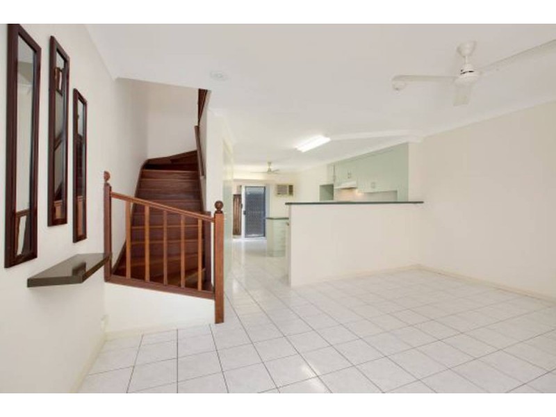 3/60 Charles Street, Manunda QLD 4870