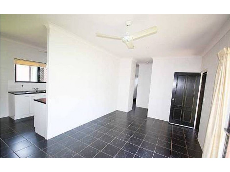 8 Avondale Street, Mount Sheridan QLD 4868