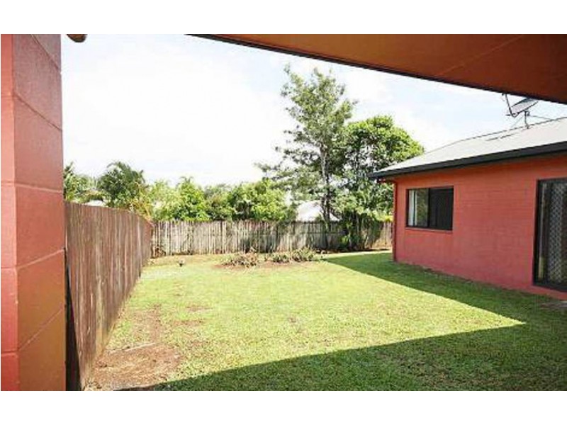 8 Avondale Street, Mount Sheridan QLD 4868