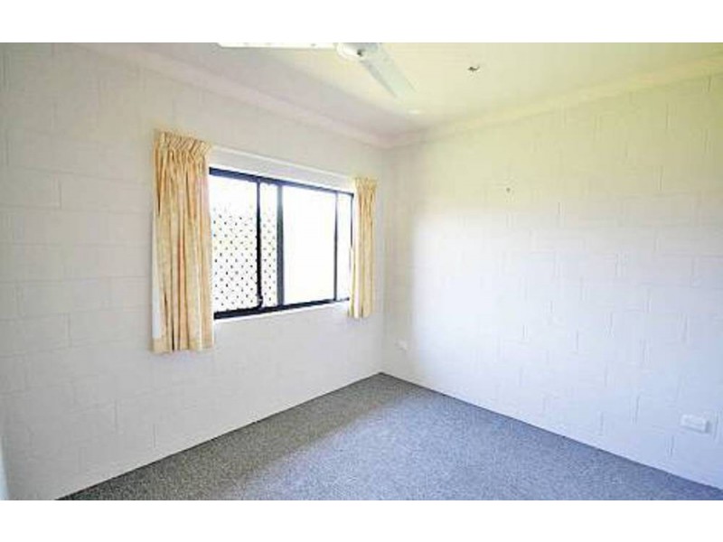 8 Avondale Street, Mount Sheridan QLD 4868