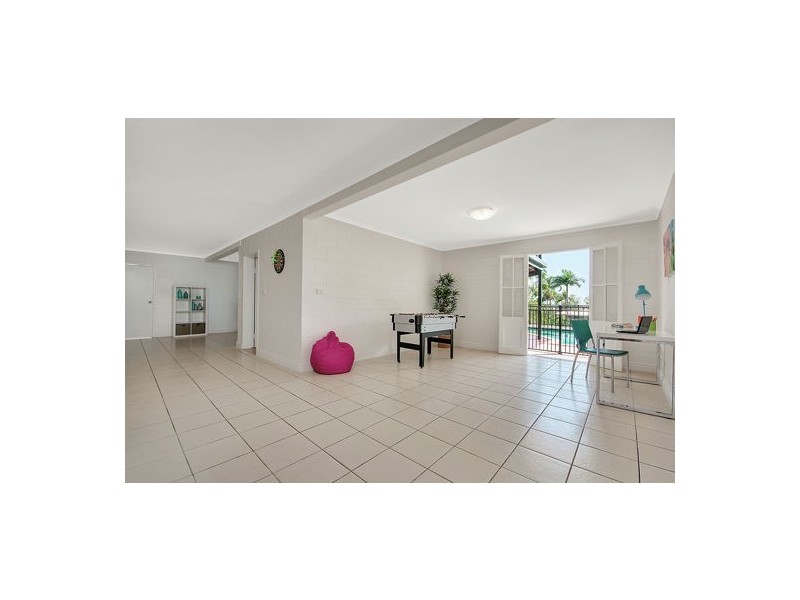 21 Blue Hills Crescent, Freshwater QLD 4870
