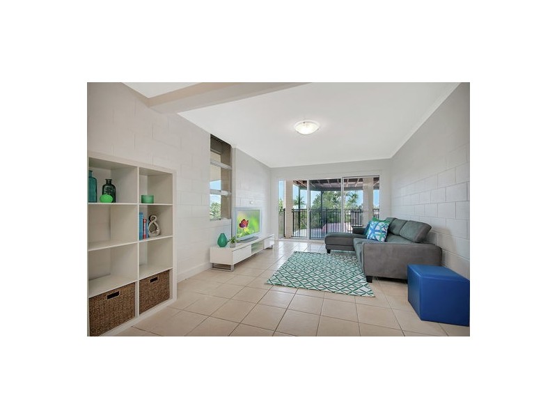 21 Blue Hills Crescent, Freshwater QLD 4870