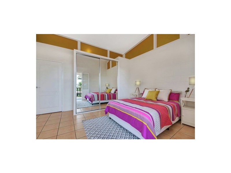 21 Blue Hills Crescent, Freshwater QLD 4870