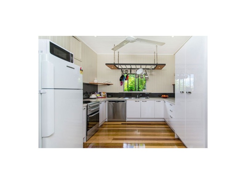 6 Nelson Street, Bungalow QLD 4870