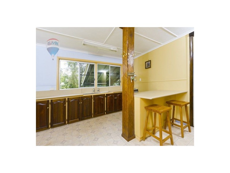 8 Dollisson Street, Manunda QLD 4870