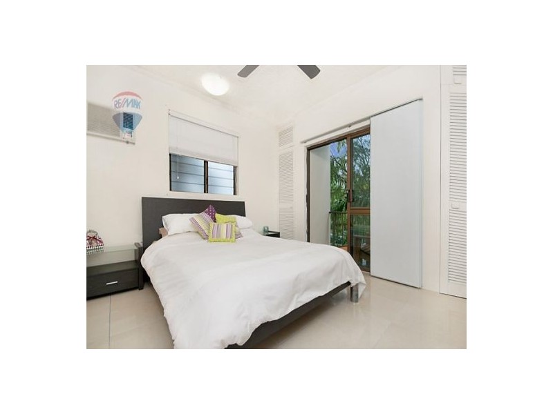 8/49 Digger Street, Cairns QLD 4870