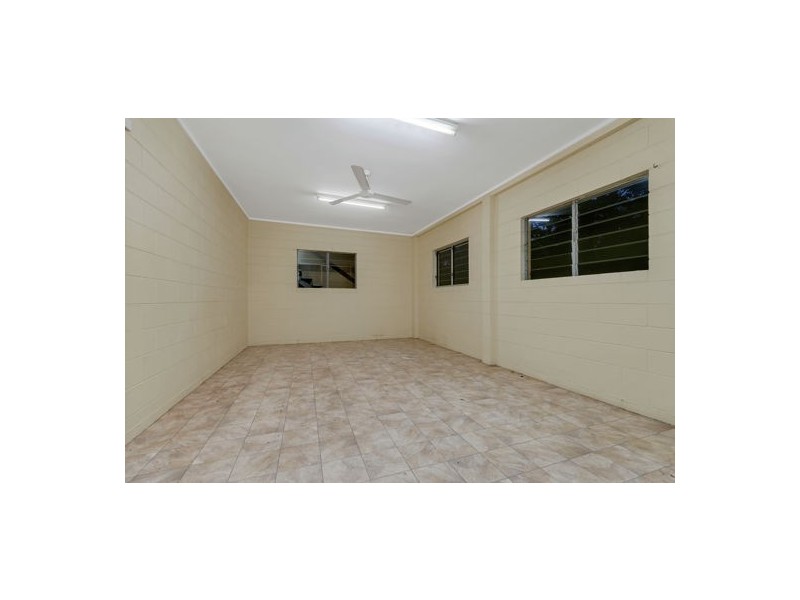 4 Maina Street, Woree QLD 4868