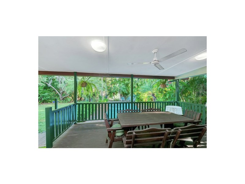 23 Walnut Street, Holloways Beach QLD 4878