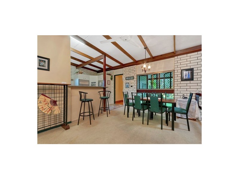 23 Walnut Street, Holloways Beach QLD 4878