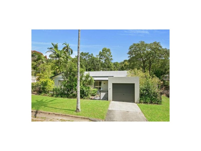 47 Atherton Street, Whitfield QLD 4870