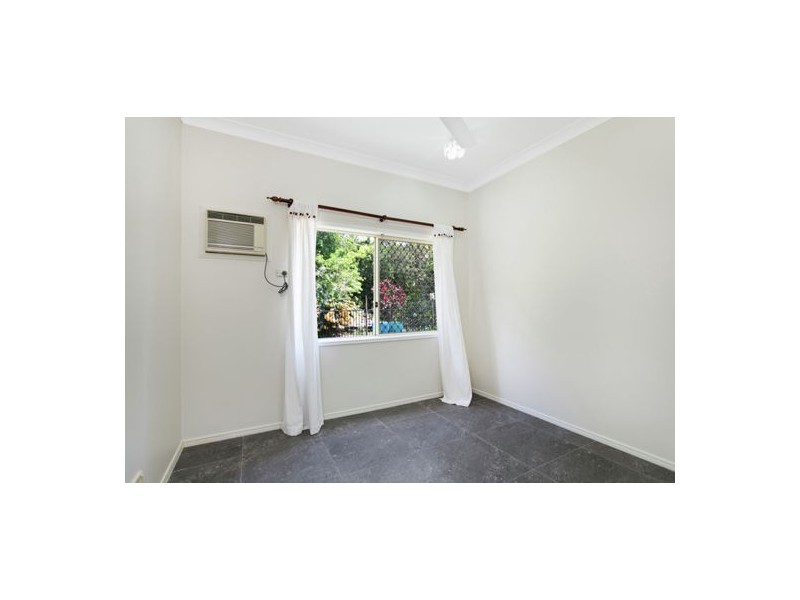 47 Atherton Street, Whitfield QLD 4870