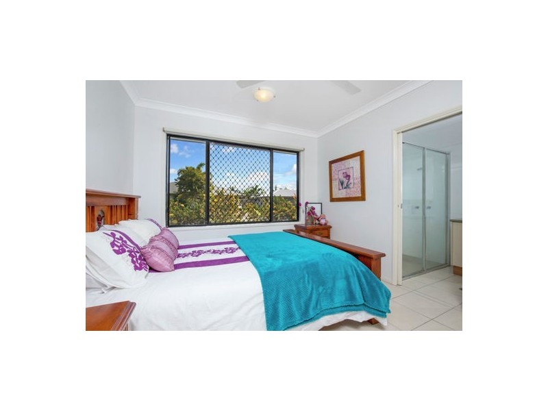 60 Leftwich Street, White Rock QLD 4868