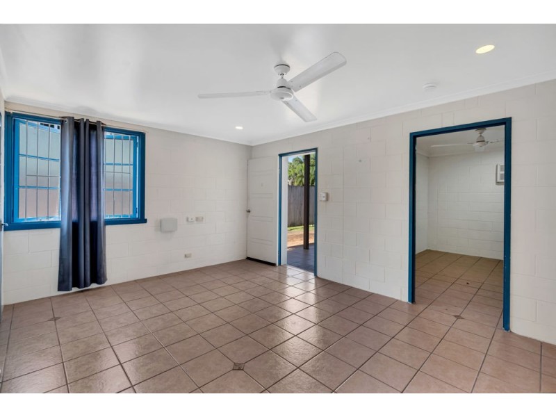 12c Allan Street, Cairns City QLD 4870