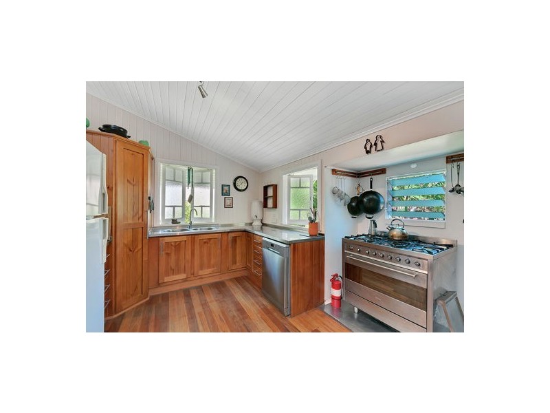 7 Hall Street, Edge Hill QLD 4870