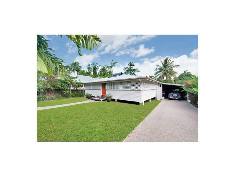 7 Hall Street, Edge Hill QLD 4870