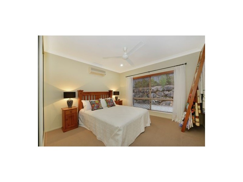 7 Kawana Street, Caravonica QLD 4878