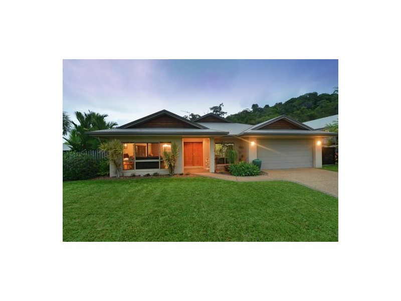 7 Kawana Street, Caravonica QLD 4878