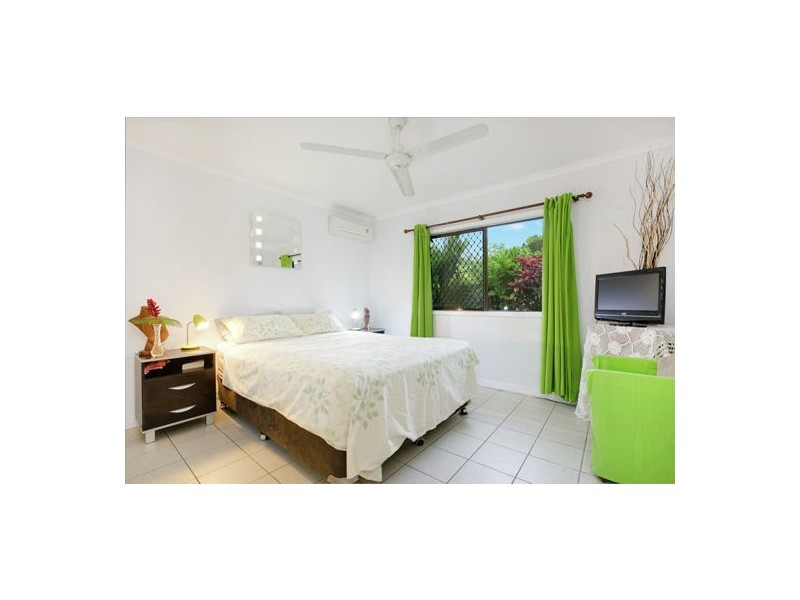 1/1-9 Joan Street, Bungalow QLD 4870