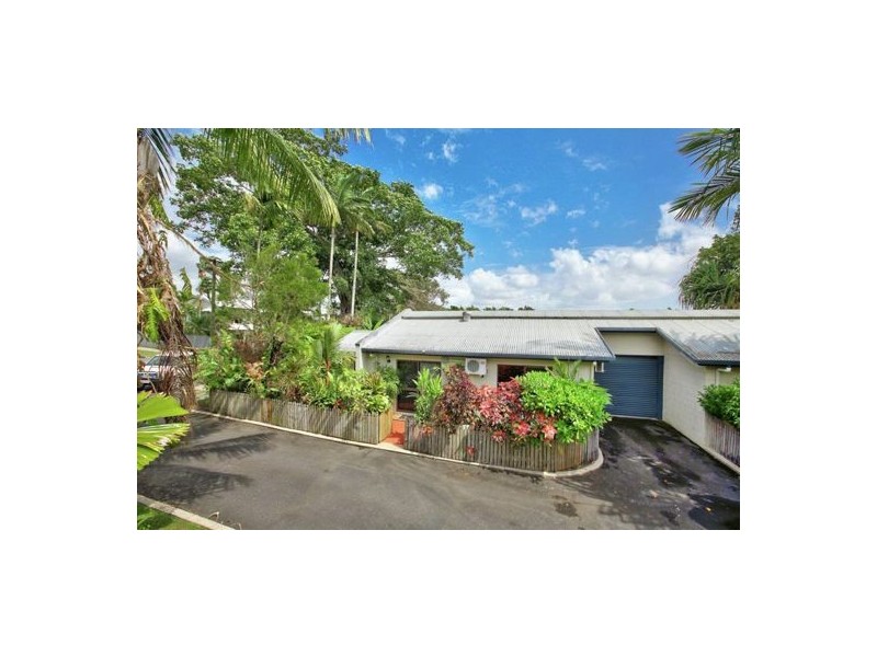 1/1-9 Joan Street, Bungalow QLD 4870