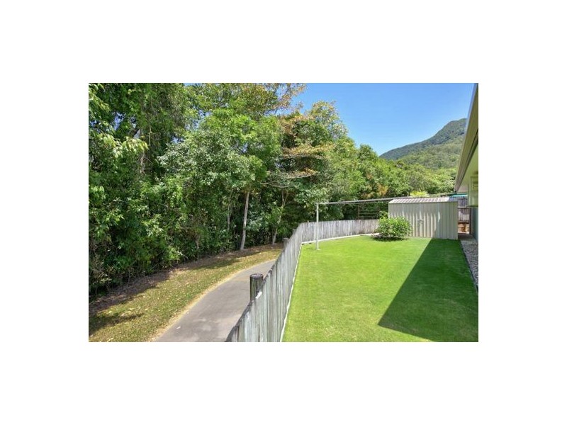 6 Starr Close, Bentley Park QLD 4869