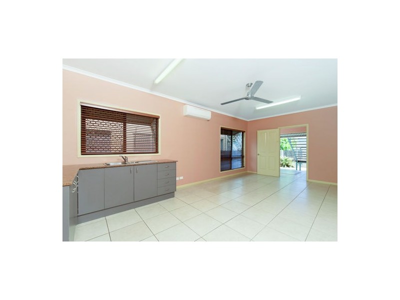 7 Victoria Street, Parramatta Park QLD 4870