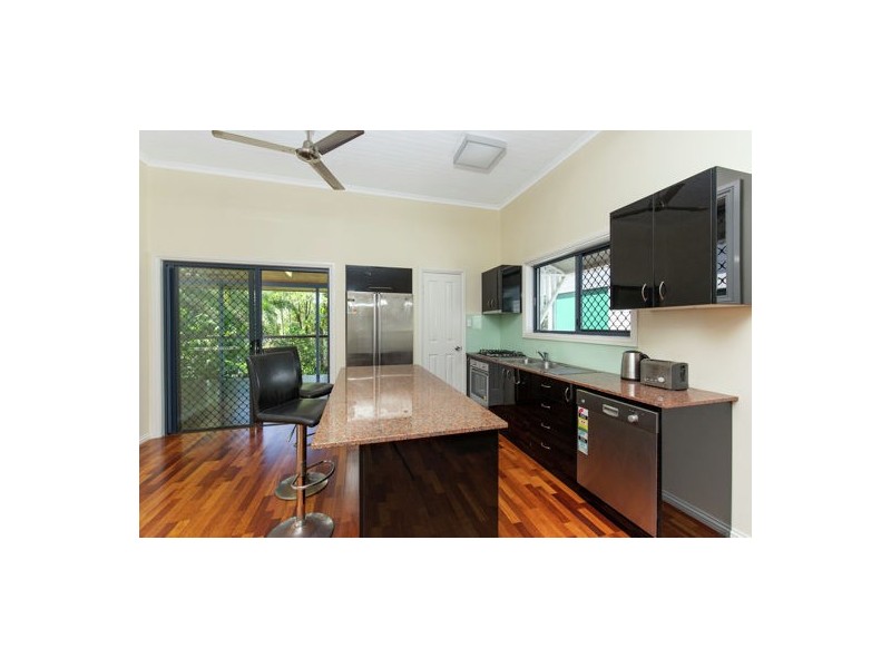7 Victoria Street, Parramatta Park QLD 4870