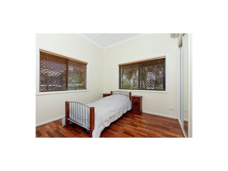7 Victoria Street, Parramatta Park QLD 4870