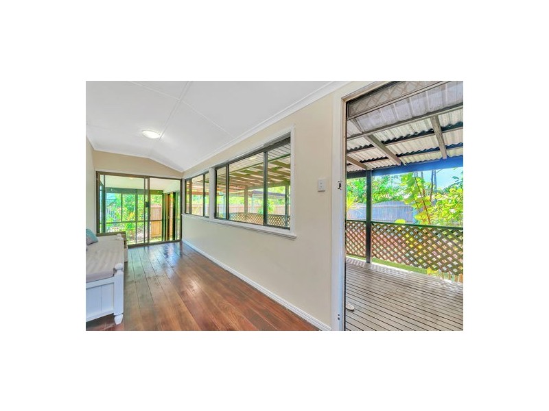 7 David Street, Manunda QLD 4870