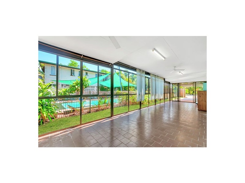 7 David Street, Manunda QLD 4870