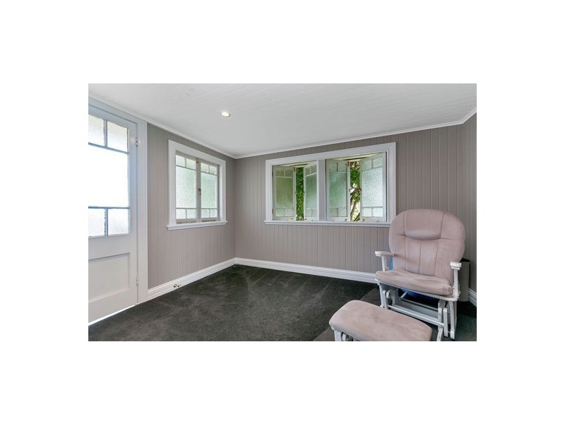 283 Pease Street, Edge Hill QLD 4870