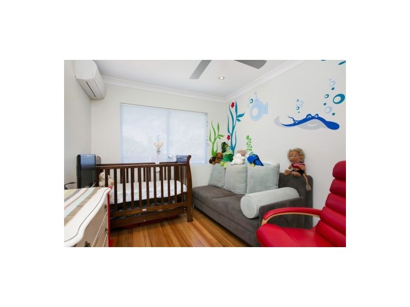 7 Cassia Street, Holloways Beach QLD 4878