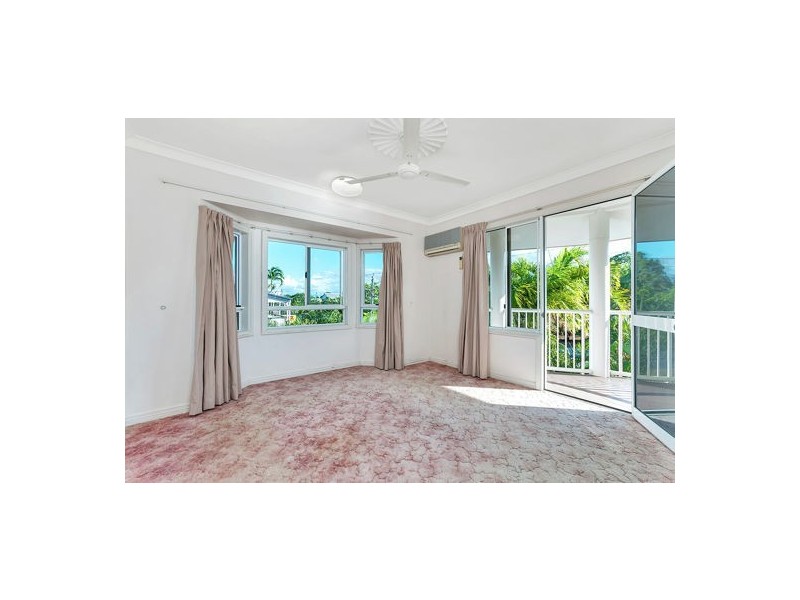 6/182 McLeod Street, Cairns North QLD 4870