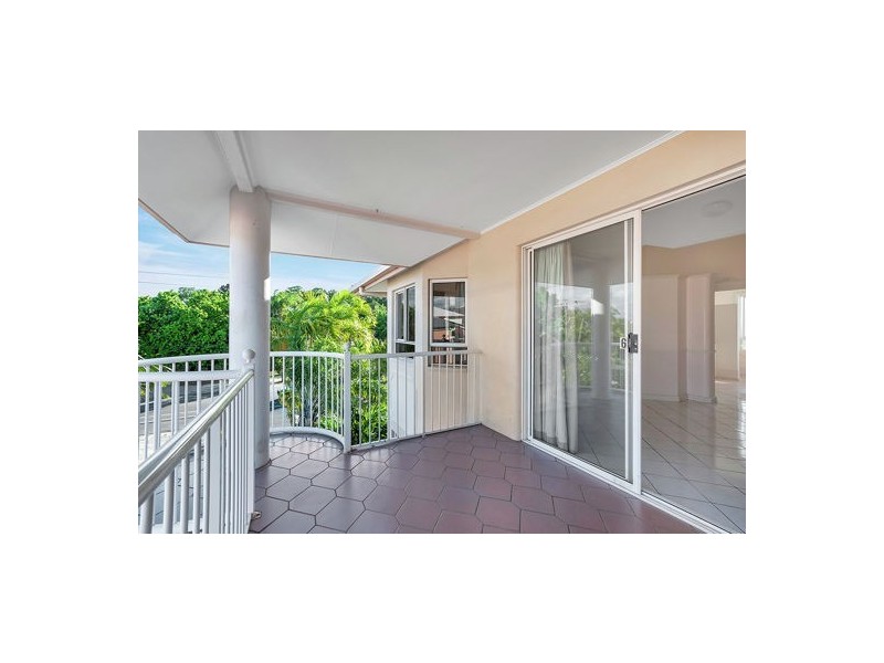 6/182 McLeod Street, Cairns North QLD 4870
