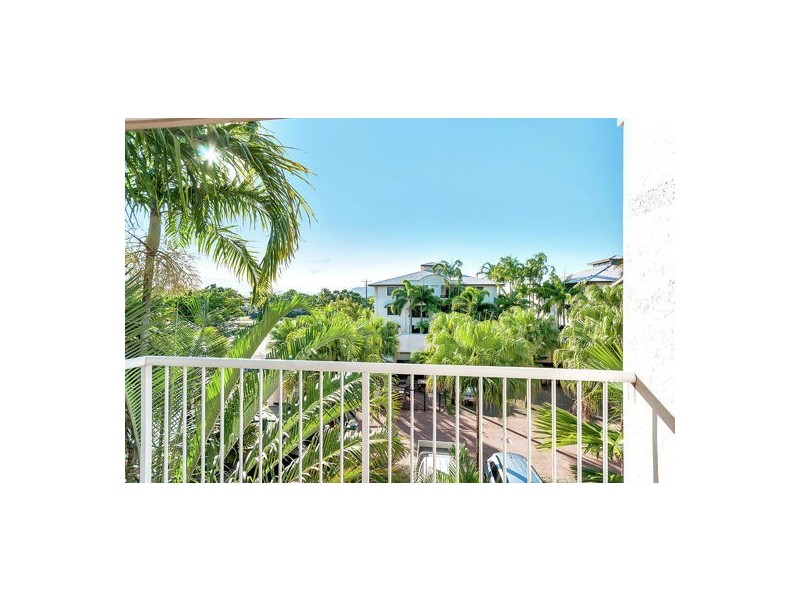 6/182 McLeod Street, Cairns North QLD 4870
