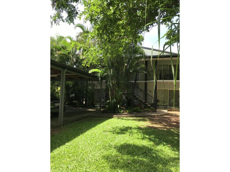 9/4-5 Hollett Close, Manunda QLD 4870