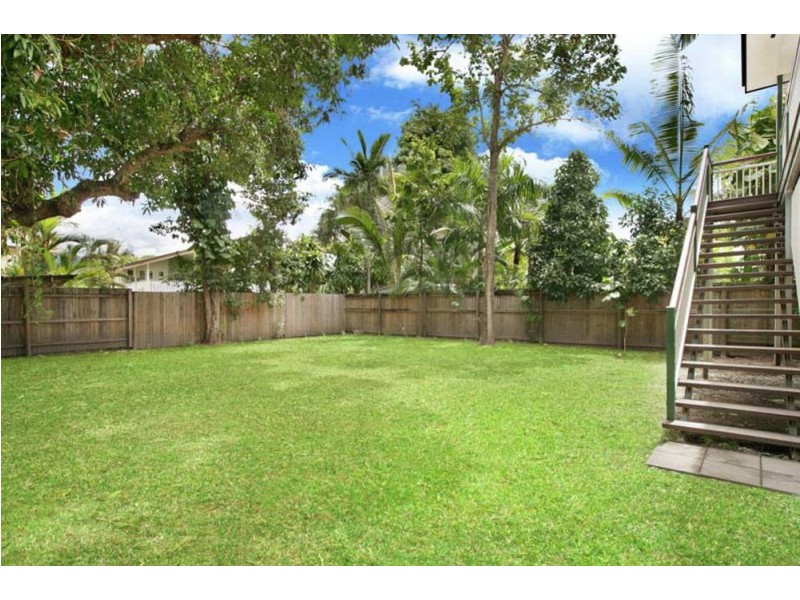 295 Mcleod Street, Cairns North QLD 4870