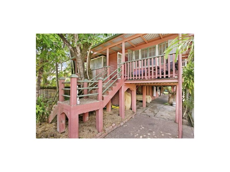 11 Morehead Street, Bungalow QLD 4870