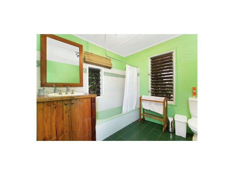 11 Morehead Street, Bungalow QLD 4870