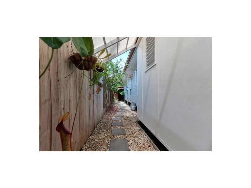 413 Mayers Street, Edge Hill QLD 4870