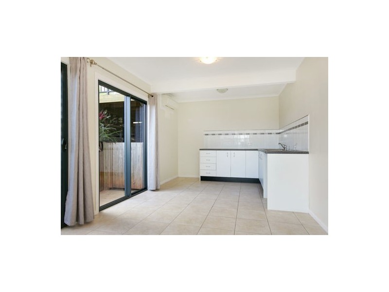 3 Kimanne Close, Smithfield QLD 4878