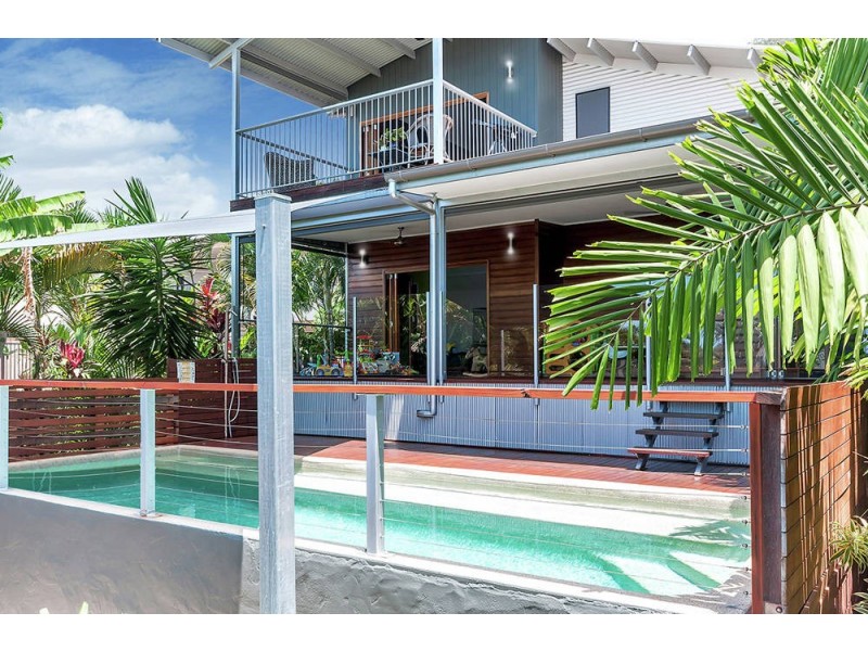 13 Everglades Street, Palm Cove QLD 4879
