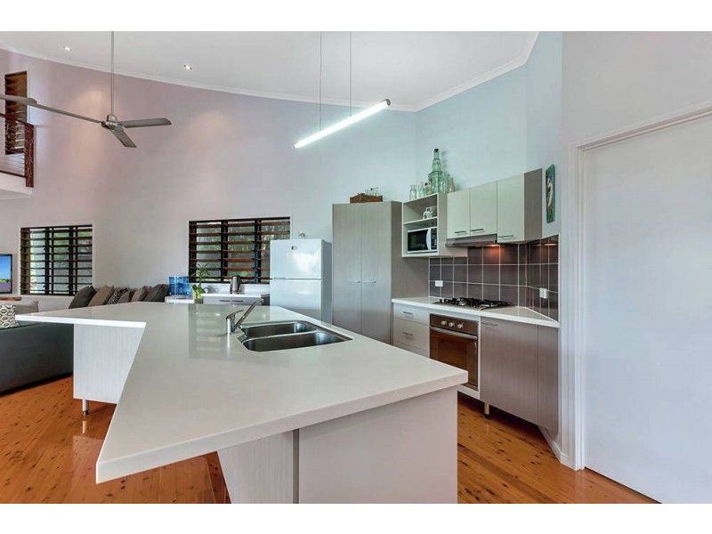 13 Everglades Street, Palm Cove QLD 4879