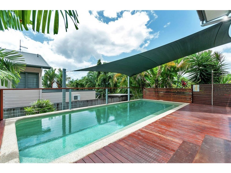 13 Everglades Street, Palm Cove QLD 4879