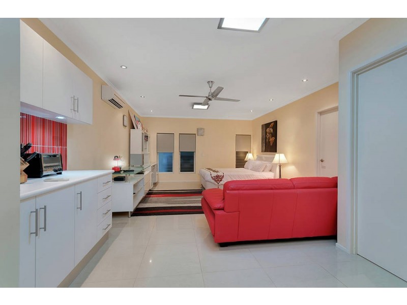 29 Montrose Avenue, Edge Hill QLD 4870