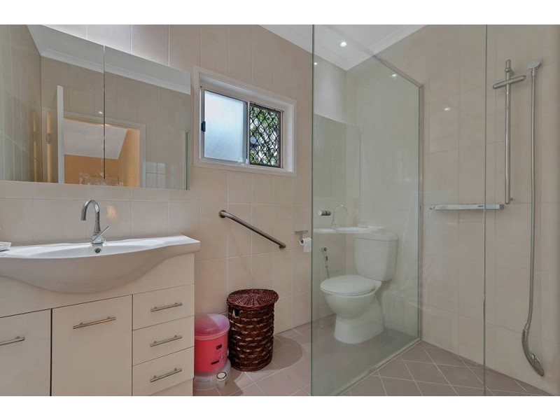 29 Montrose Avenue, Edge Hill QLD 4870