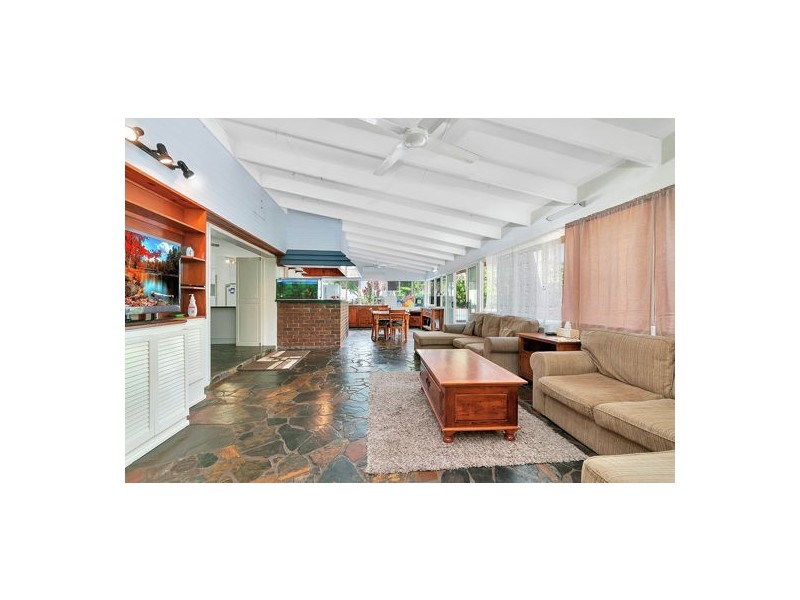 8 Glen Close, Bayview Heights QLD 4868