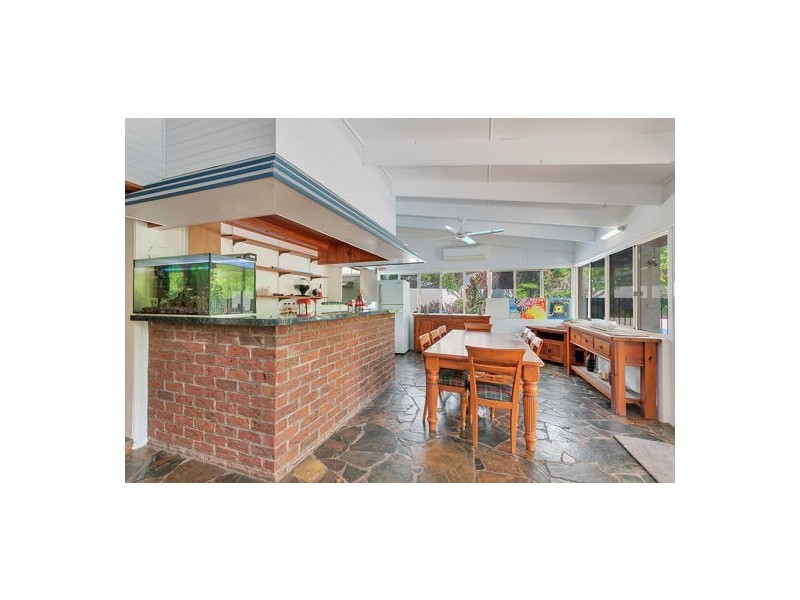 8 Glen Close, Bayview Heights QLD 4868