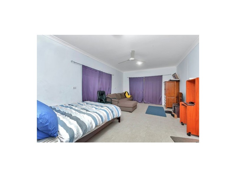 8 Glen Close, Bayview Heights QLD 4868