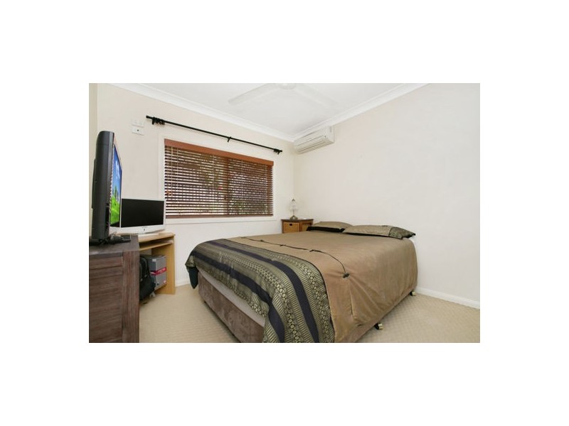 43 Chesterfield Close, Brinsmead QLD 4870