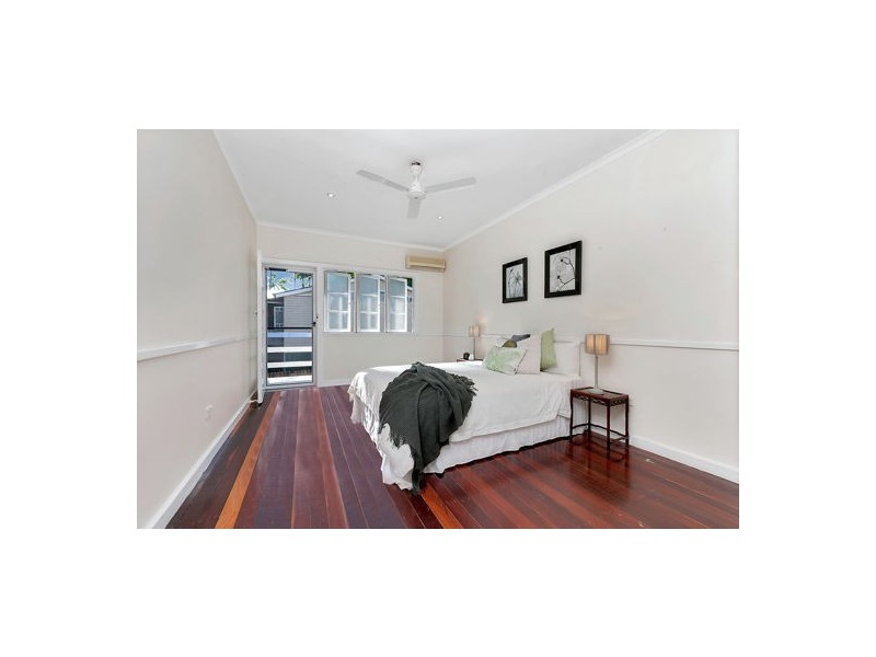 25 Hall Street, Edge Hill QLD 4870